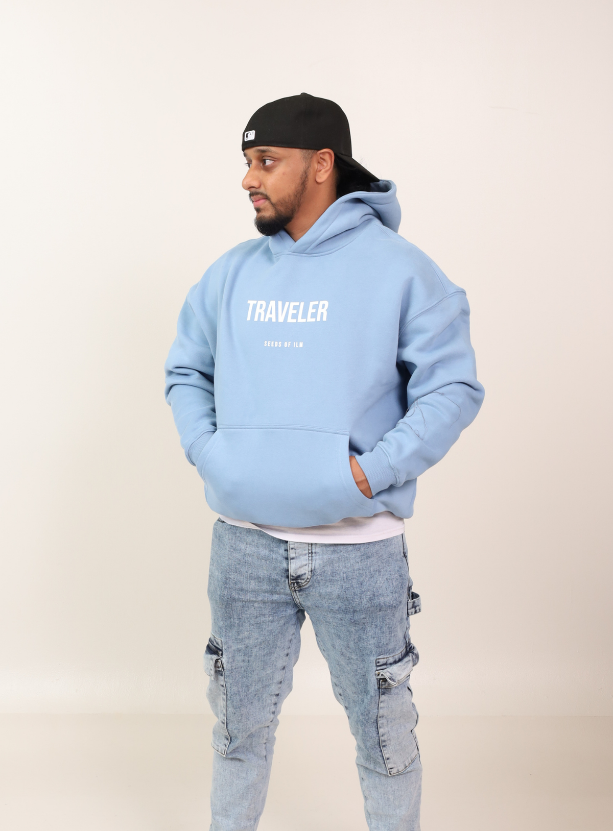 TRAVELER HOODIE
