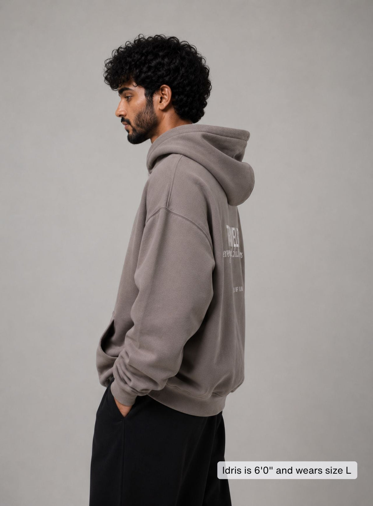 TRAVELER HOODIE
