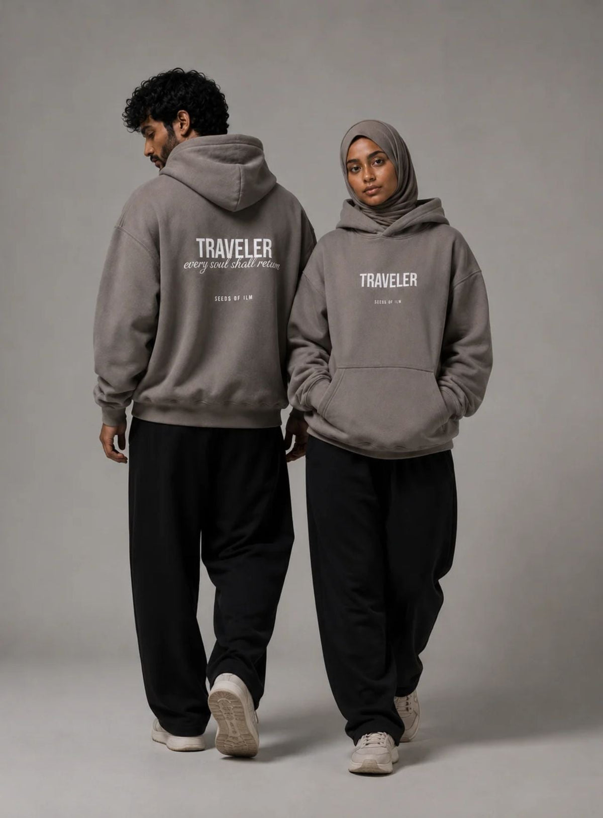 TRAVELER HOODIE