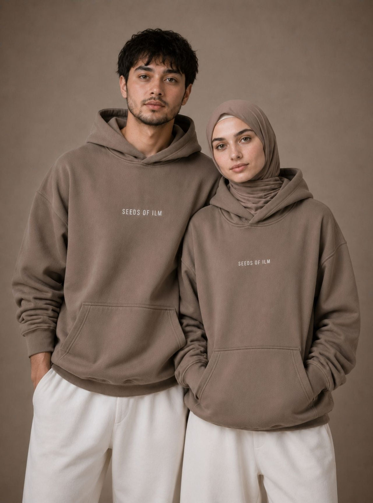 SIGNATURE HOODIE