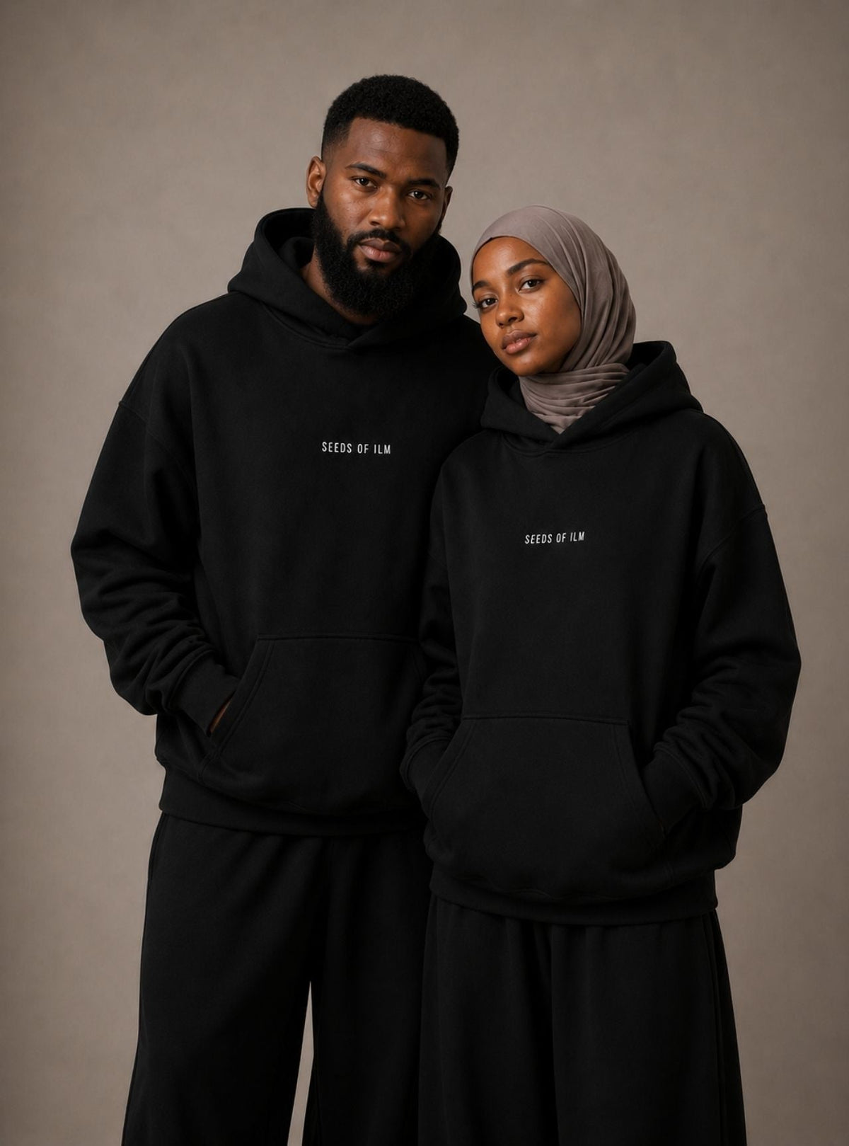 SIGNATURE HOODIE