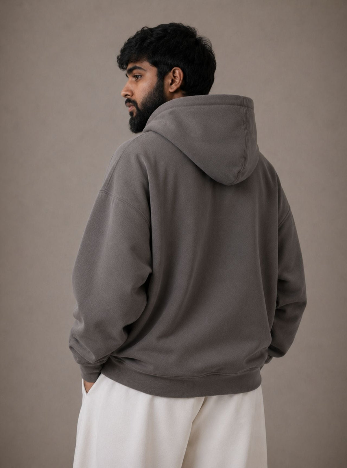 SIGNATURE HOODIE