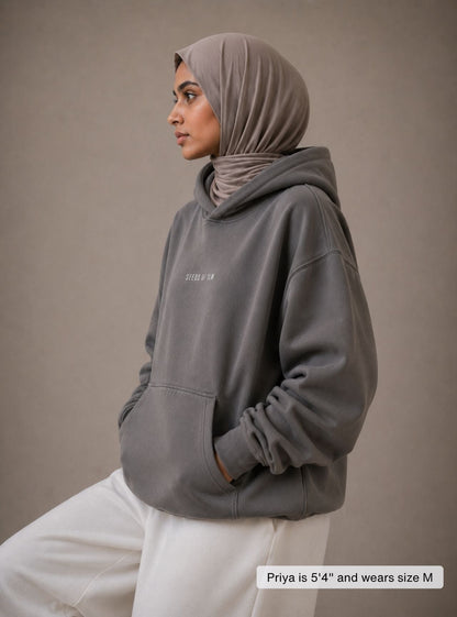 SIGNATURE HOODIE