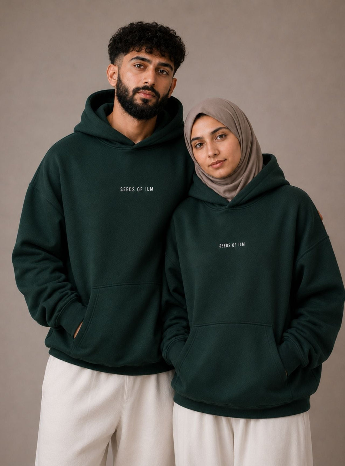 SIGNATURE HOODIE