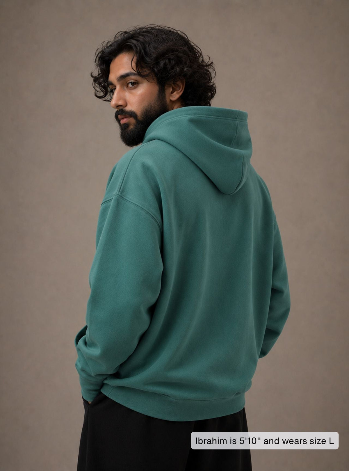 SIGNATURE HOODIE