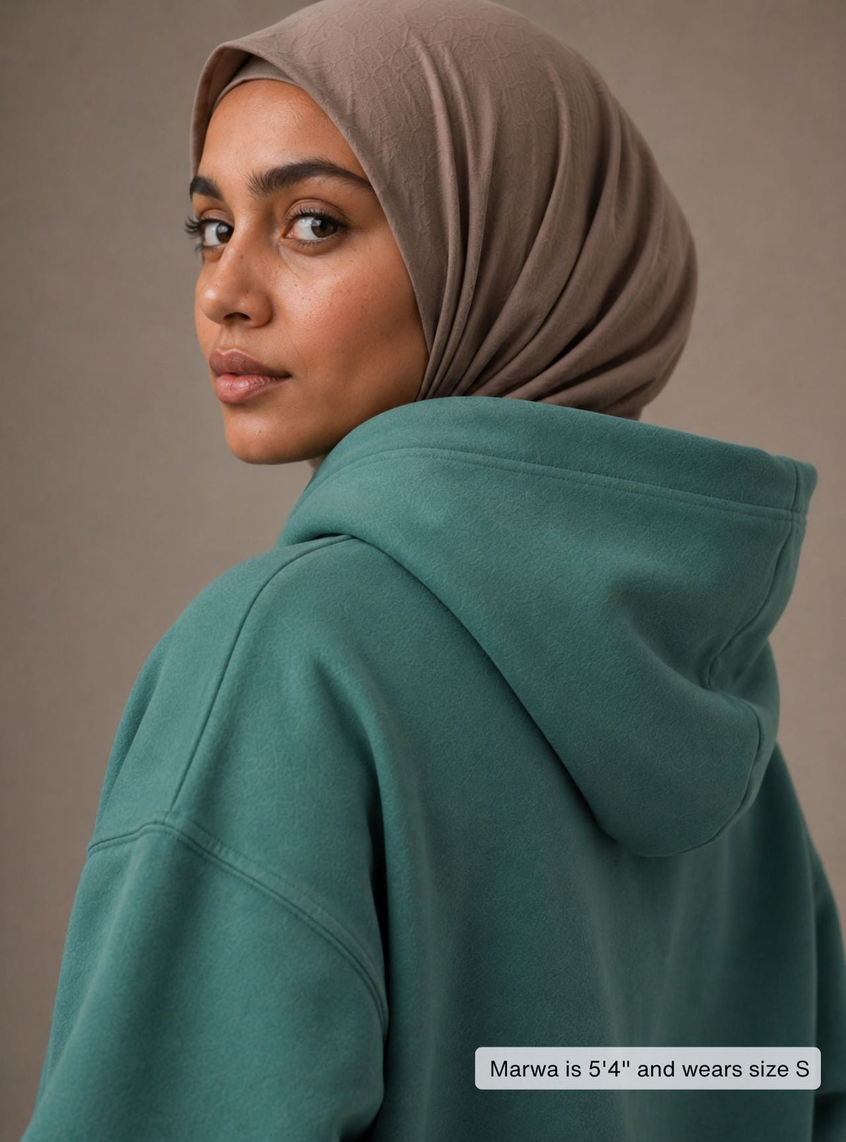 SIGNATURE HOODIE
